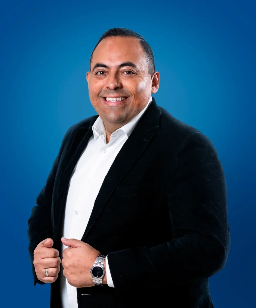Charles Torres